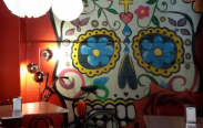 Antigua Taquería, decoración dibujo calavera mexicana