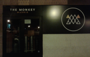 The Monkey, puerta