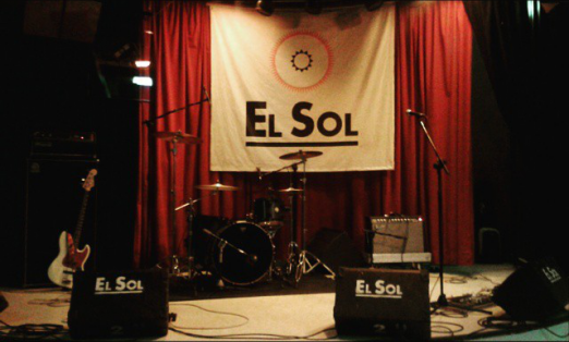 Sala El Sol, escenario