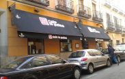 Café La Plama, entrada