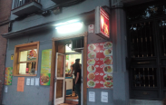 Sonar Bangla Doner Kebab, entrada restaurante
