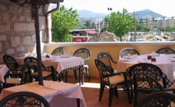 La Chimenea, terraza con vistas, foto de eltenedor.es