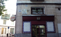 Taberna J. Blanco Café Bar, entrada bar
