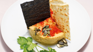 A Pie de Barra, RESTAURANTE CANDELI pincho de Hummus  