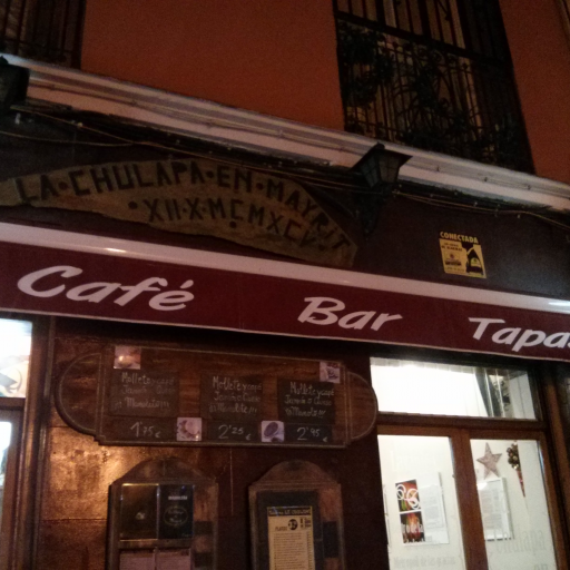 Taberna La Chulapa en Mayrit, (La Casa de las Pelotas 