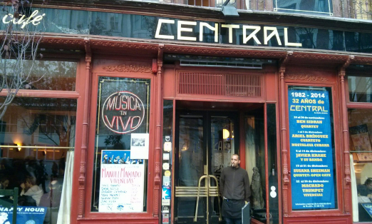 Café Central, entrada