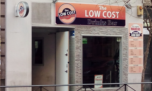 The Low Cost Drinks, puerta