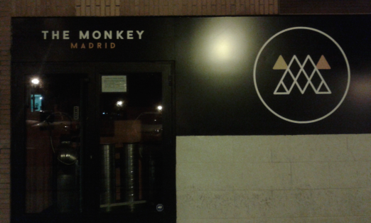 The Monkey, puerta