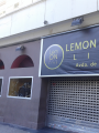 Sala Lemon, entrada