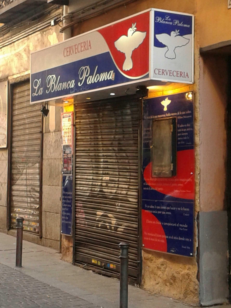 La blanca paloma madrid deals malasaña